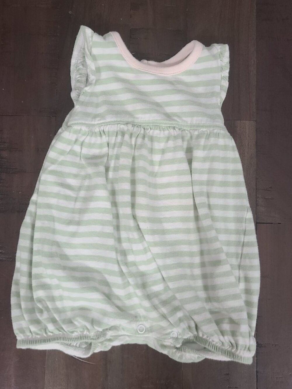 ✨️5 for $10 Burts Bees Romper